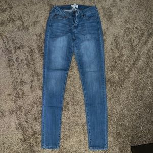 Celebrity Pink Dawson Super Skinny jeans 3/26. The BEST jeans